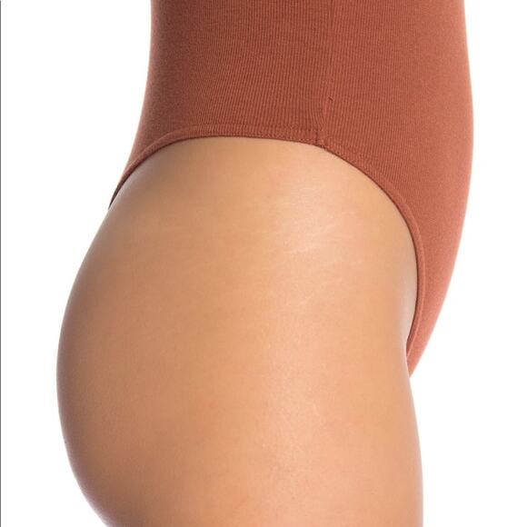 Nordstrom bp. V-Neck Ribbed Thong Bodysuit Size Large - Picture 5 of 10